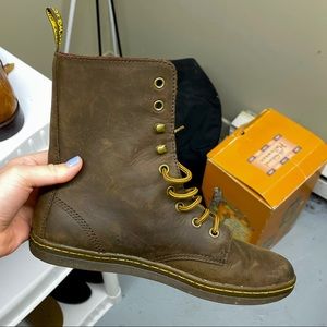 Dr. Martens Leather Boots Size 9